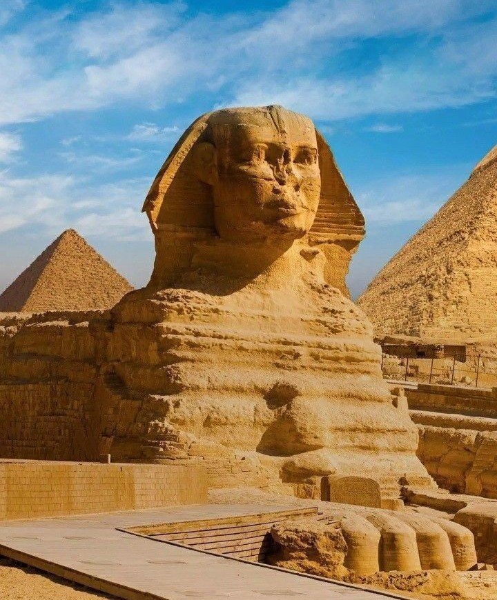 Full-Day Tour from Hurghada to Cairo: Pyramids of Giza & Grand Egyptian Museum (by HIACE)